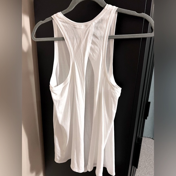 Lululemon open back tank - Picture 3 of 3